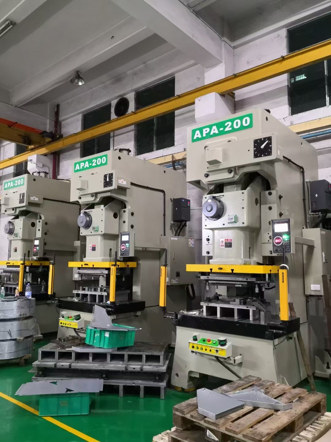 Qu'est-ce qu'un poinçon haute vitesse pour stator et rotor
